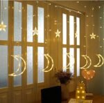 ⁦شريط اضاءة مكون من 138 مصباح LED للتعليق بديكورات مزخرفة على شكل القمر والنجوم (لون ابيض دافئ، 138.5 متر)⁩ - الصورة ⁦3⁩
