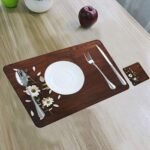 ⁦طقم مفارش مائدة طعام 6 قطع بتصميم خشبي مزين بالزهور مصنوع من البولي فينيل كلوريد مع قواعد أكواب الشاي من كوبر إندستريز، متعدد الألوان⁩ - الصورة ⁦3⁩
