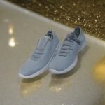 حذاء رياضي منخفض الرقبة مقاس 38